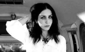 Book Chelsea Wolfe