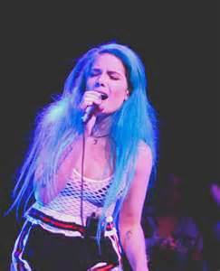 Book Halsey