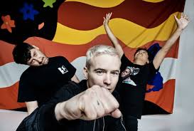Book The Avalanches