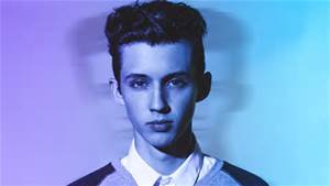 book Troye Sivan