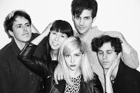 Book Alvvays