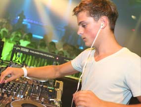 Booking Agent for Martin Garrix