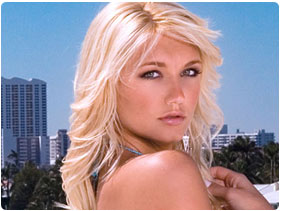 Booking Brooke Hogan