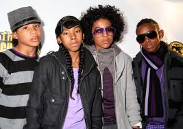 Book Mindless Behavior