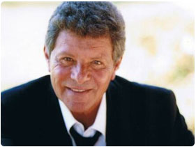 Book Frankie Avalon