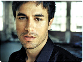 Booking Enrique Iglesias