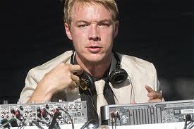 Booking Diplo